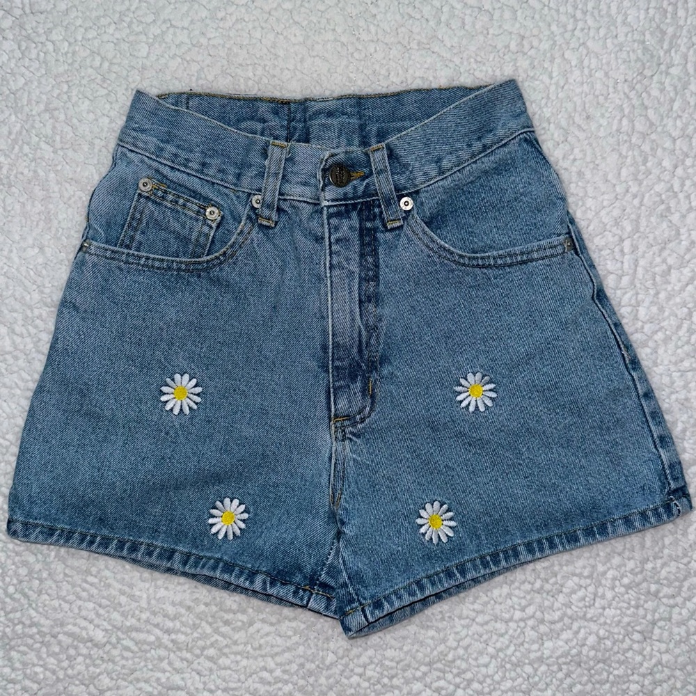 VTG Y2K Daisy embroidered high waist denim mom jean shorts vintage 90s 2000 sz 3
